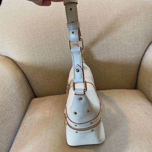 Louis Vuitton Suhali L'Impetueux Handbag - Picture 6 of 16